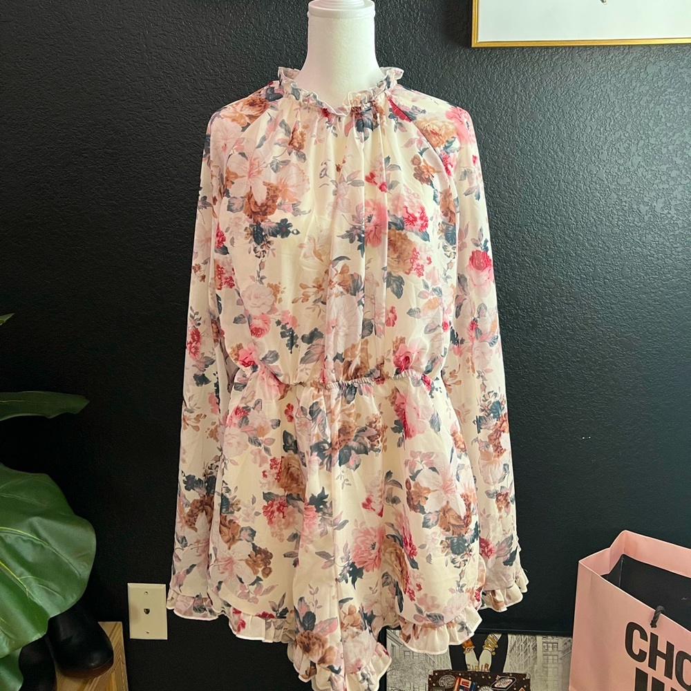Romwe Women's Floral Jumpsuit Romper